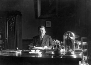 Friedrich Ebert in seinem Büro am 15.2.1925 (Bild: Archiv der sozialen Demokratie)